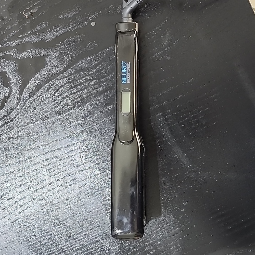 Paul Mitchell Neuro Flat Iron